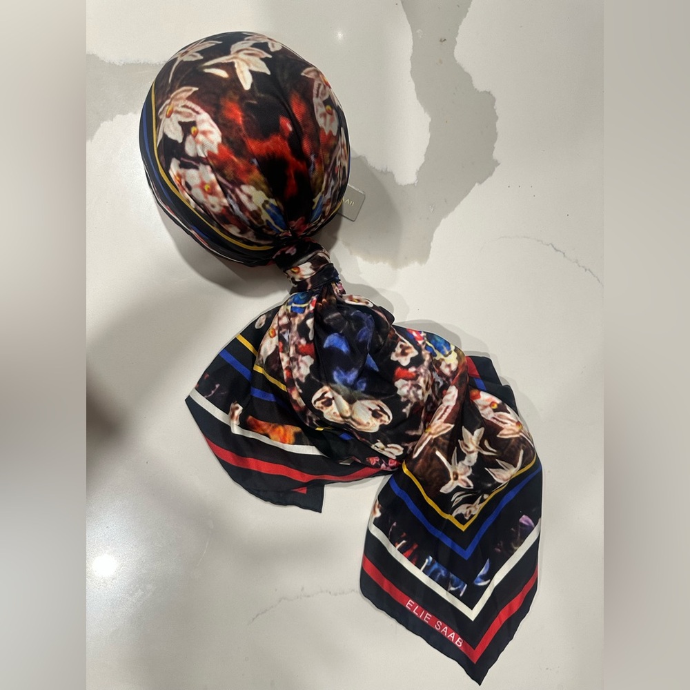 Elie Saab Elegant Floral Silk Scarf Turban